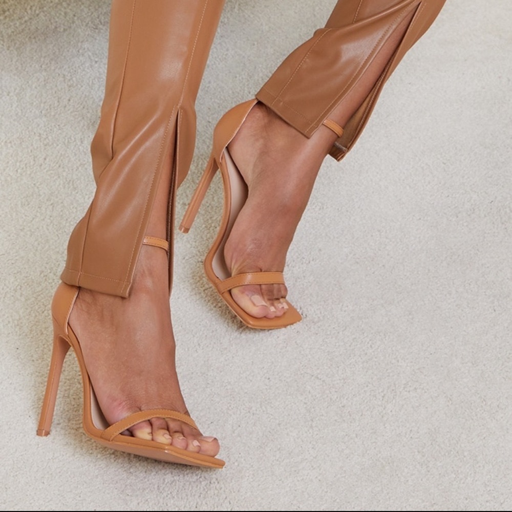 Tan/Brown Pretty Little Thing Hells